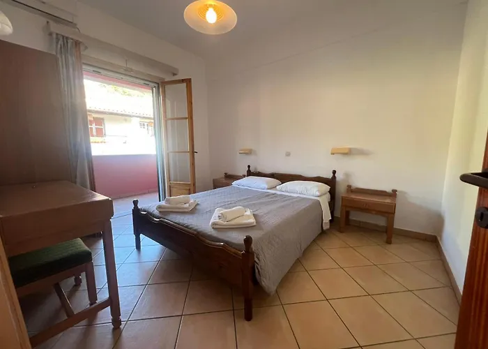 Rebecca 4* Agios Gordios (Corfu)