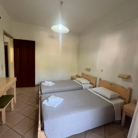 Hotel de apartamente Rebecca Agios Gordios (Corfu)