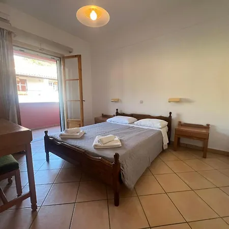 Rebecca 4* Agios Gordios (Corfu)