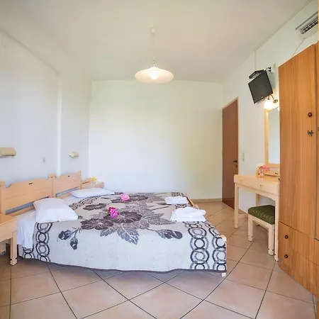 Rebecca Apartahotel 4*